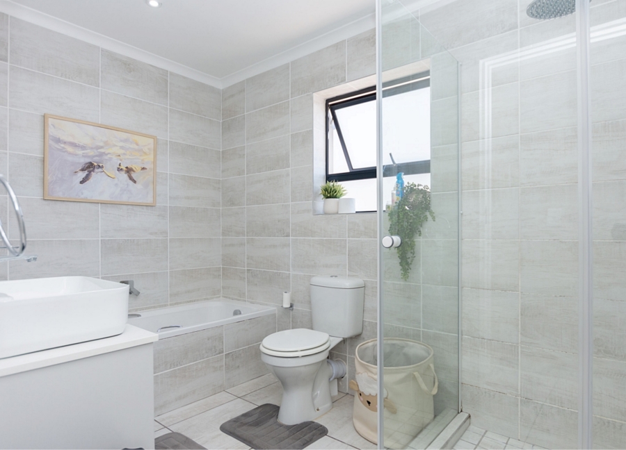 3 Bedroom Property for Sale in Laguna Sands Western Cape